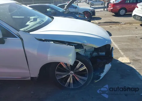 2022 Volvo Xc60 B5 Inscription from USA, damaged, VIN YV4L12DL1N1946441